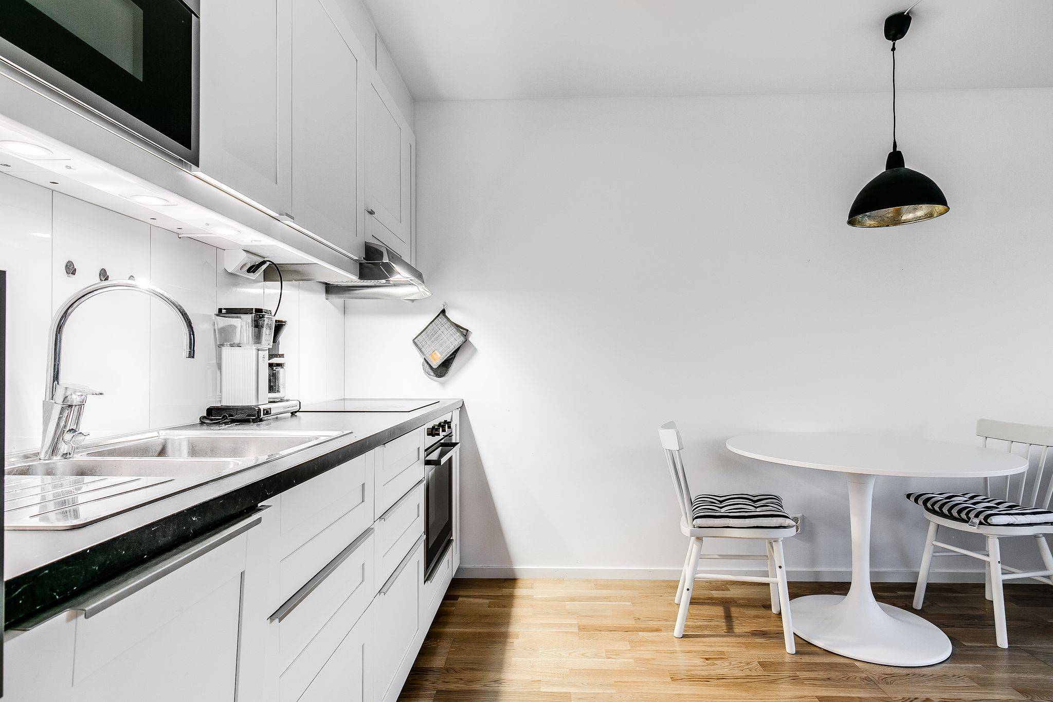 1 rum Lägenhet på Förrådsvägen 40 Centrala Huddinge Huddinge kommun - bild 4