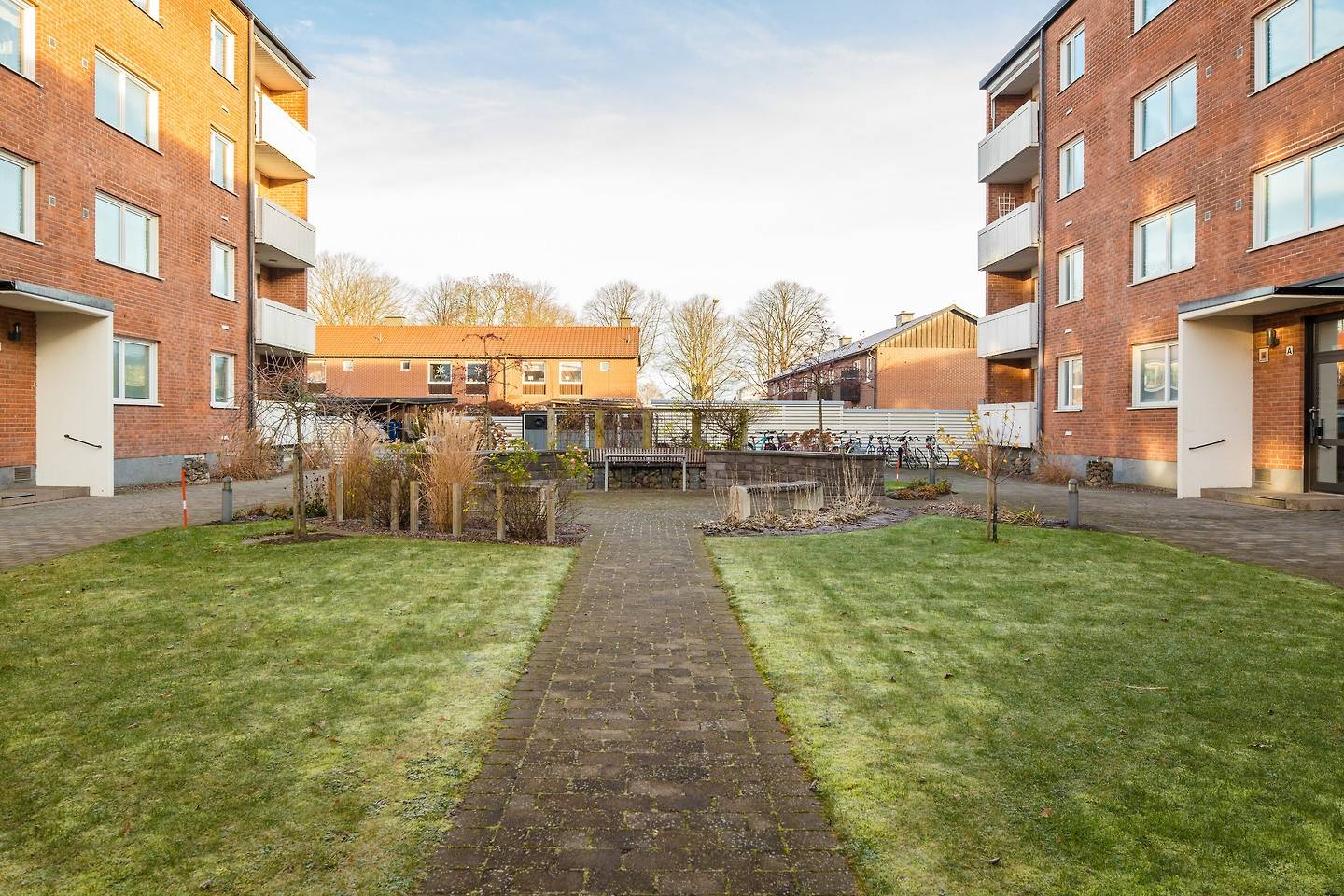 4 rum Lägenhet på Karlagatan 26b Gamla Staden Lidköpings kommun - bild 24