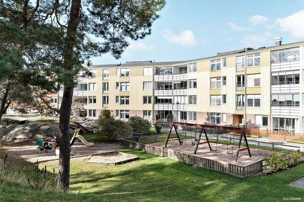 Västra Frölunda, Göteborgs kommun
