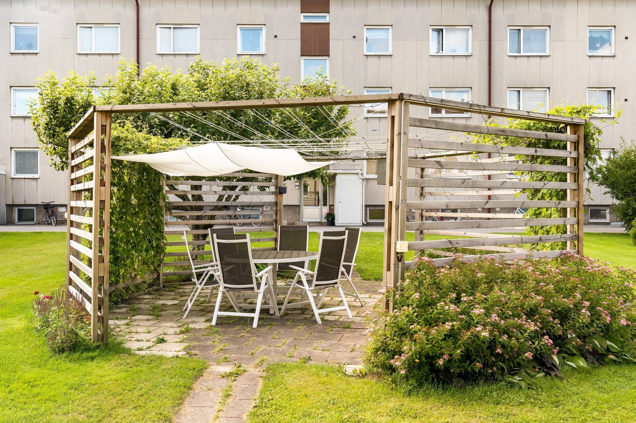 5 rum Lägenhet på Drostvägen 14A Karls-Åby Karlskoga kommun - bild 40