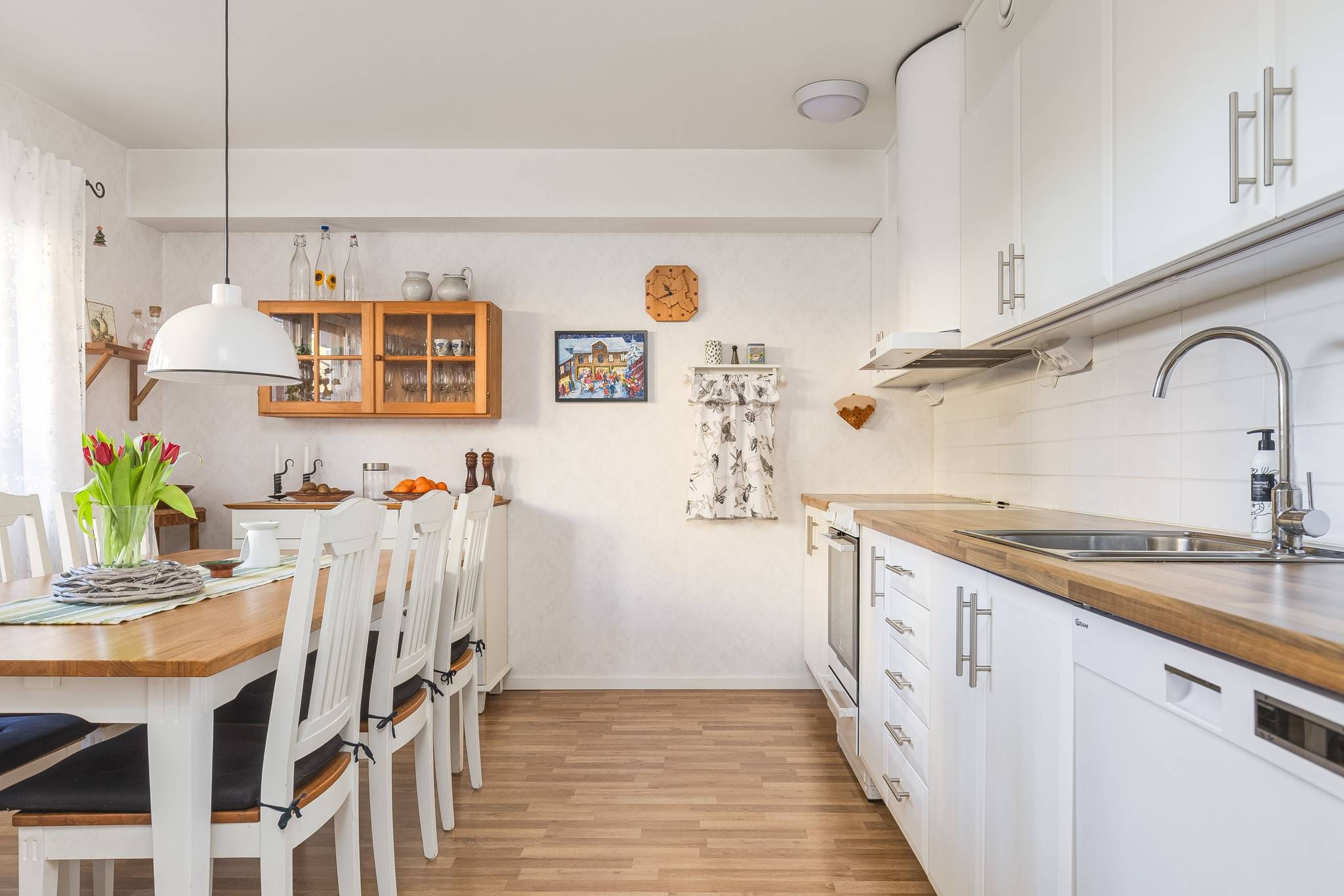 3 rum Lägenhet på Kungsvägen 22B Mjölby Mjölby kommun - bild 2