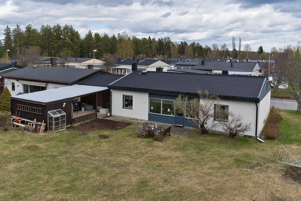 4 rum Par-/kedje-/radhus på Ortvägen 13 Skellefteå kommun - bild 3