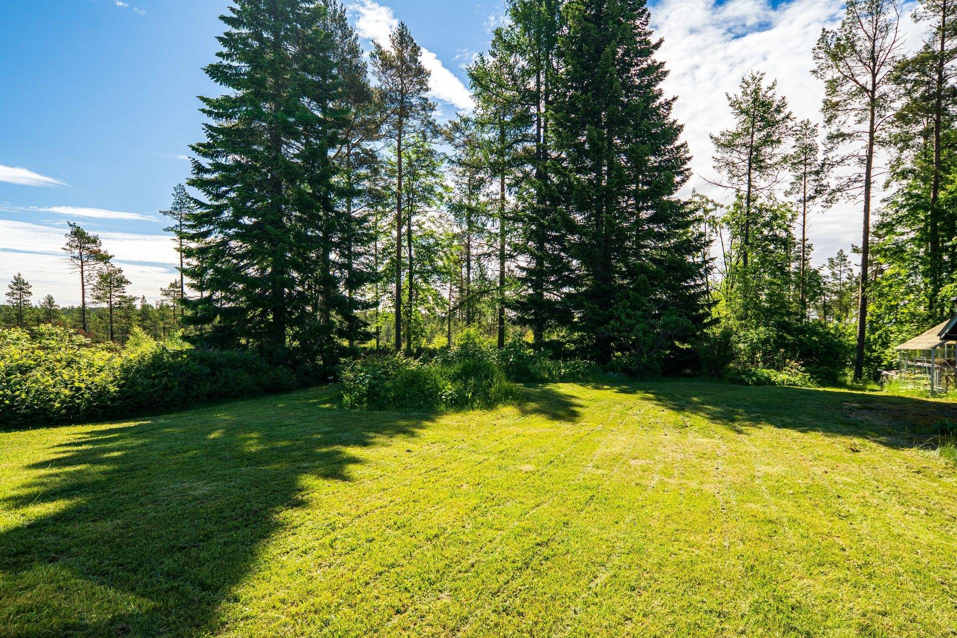 106 m² Villa på Fanbyvägen 6 Husum Örnsköldsviks kommun - bild 2