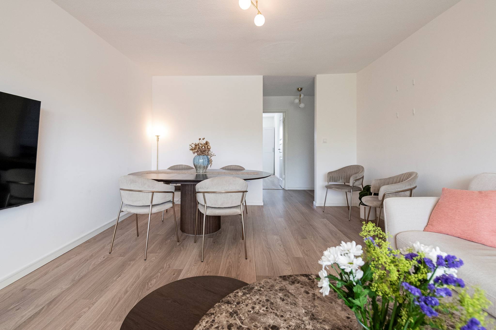 3 rum lägenhet på Gunnilbogatan 6A Malmaberg, Västerås kommun - bild 2