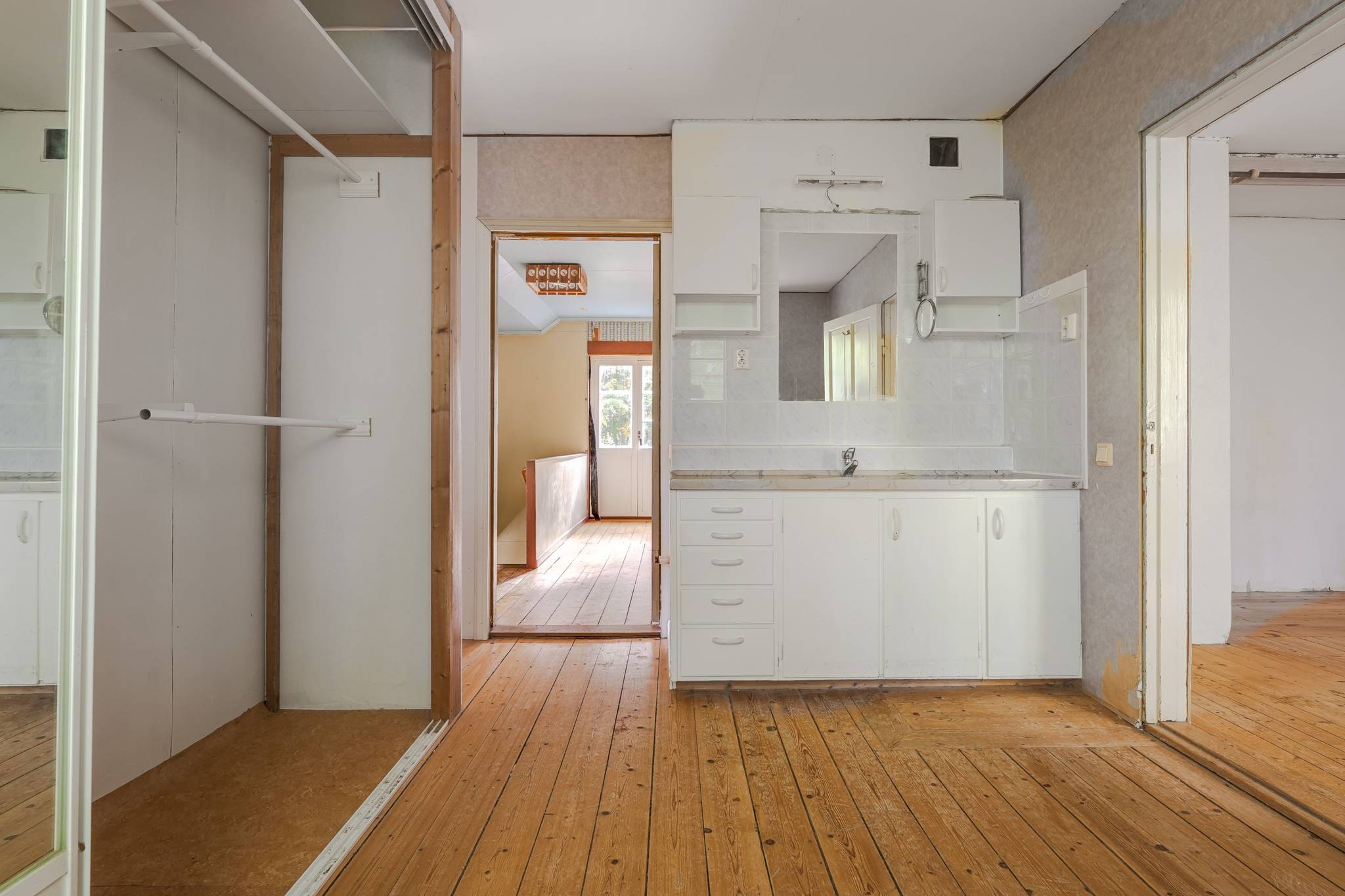 5 rum Villa på Husby 108 Vendel Tierps kommun - bild 38