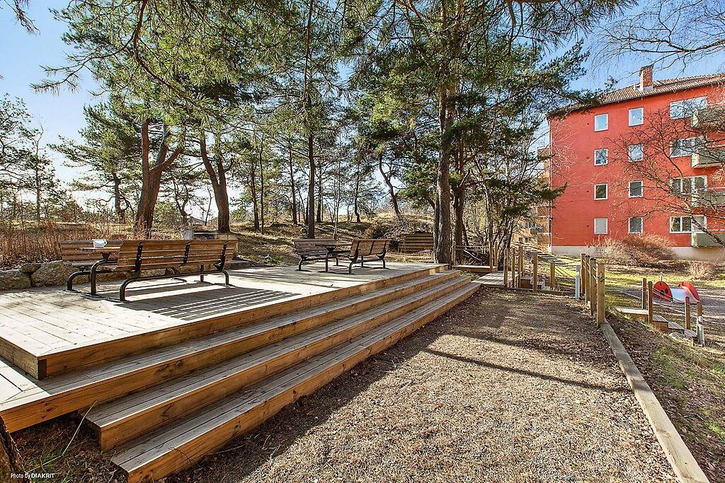 2 rum Lägenhet på Valsbergs gränd 8, 3 tr Midsommarkransen Stockholms kommun - bild 21