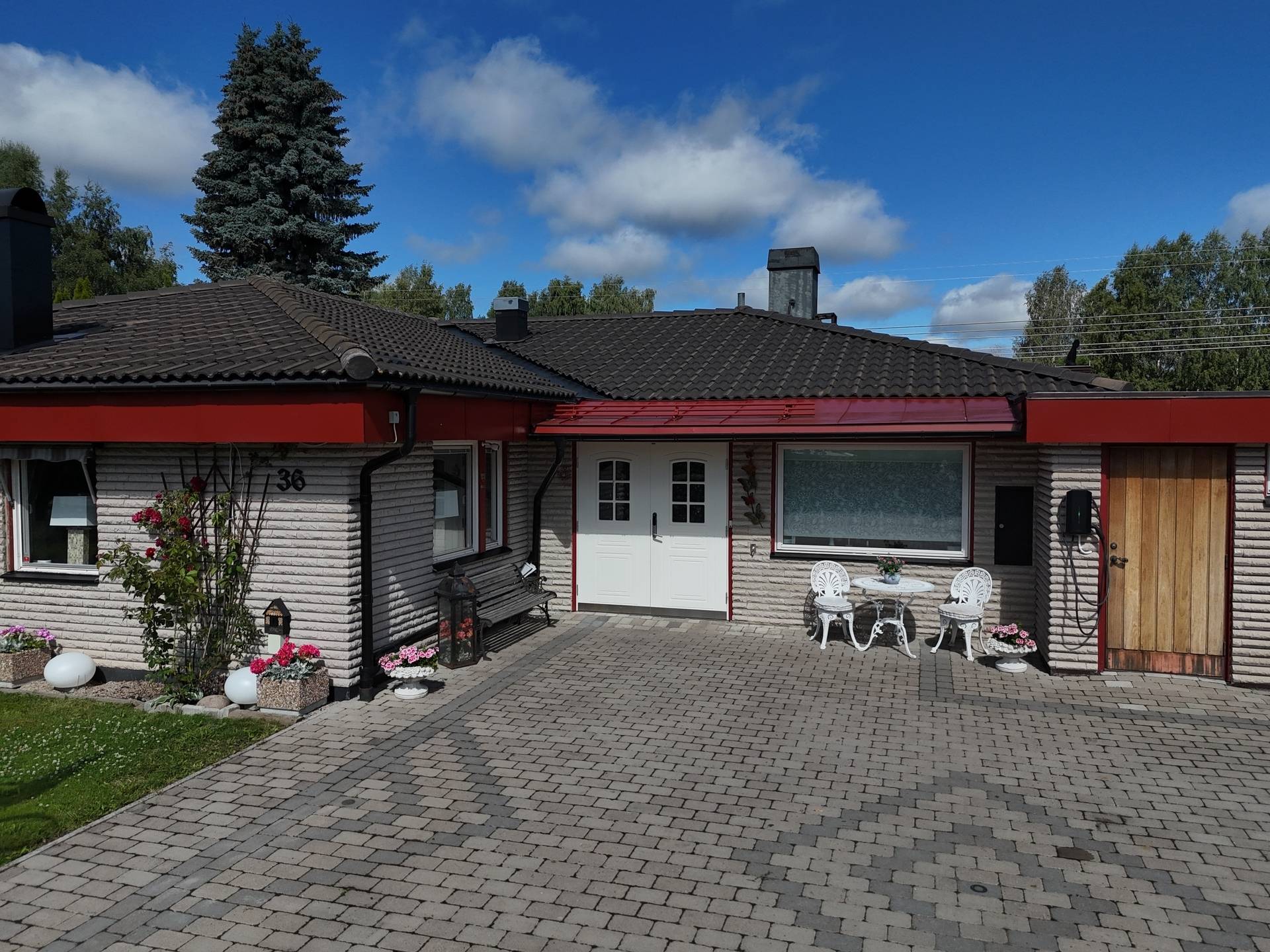 180 m² Villa på Porfyrgatan 36 Övre Forssa Borlänge kommun - bild 2