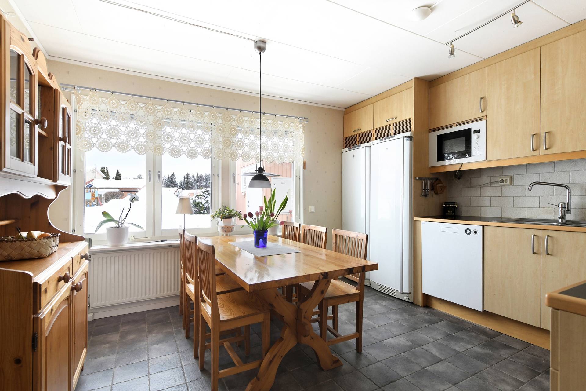 4 rum Par-/kedje-/radhus på Krusbärsvägen 21B Sätra Gävle kommun - bild 4
