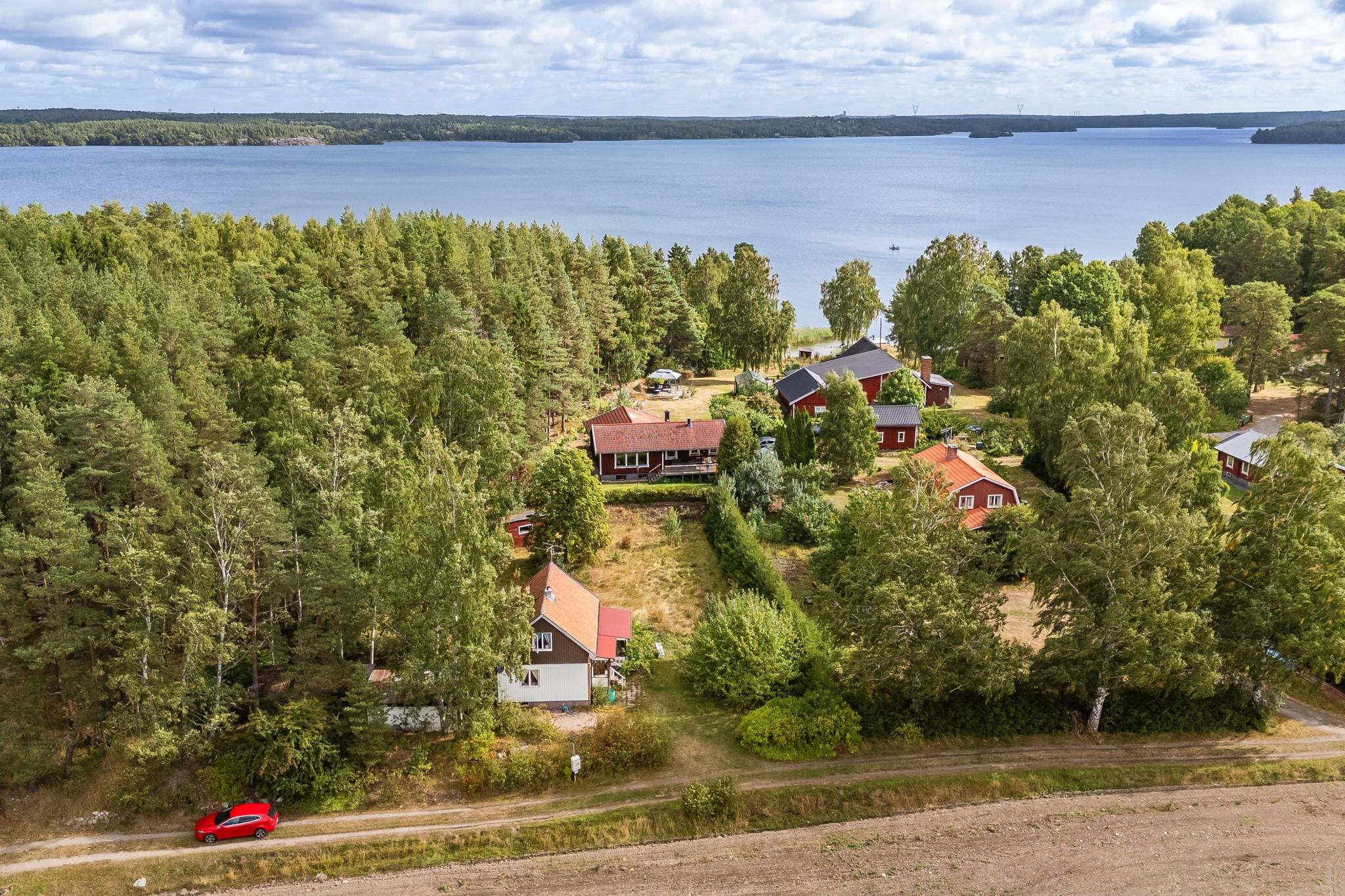 4 rum vinterbonat fritidshus på Hacksta Fjälby 11 Grillby, Enköpings kommun - bild 1