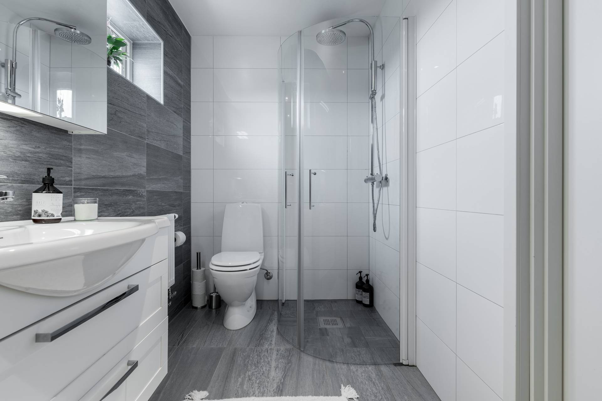 5 rum Villa på Smörblomsgatan 12 Bränninge Habo kommun - bild 40