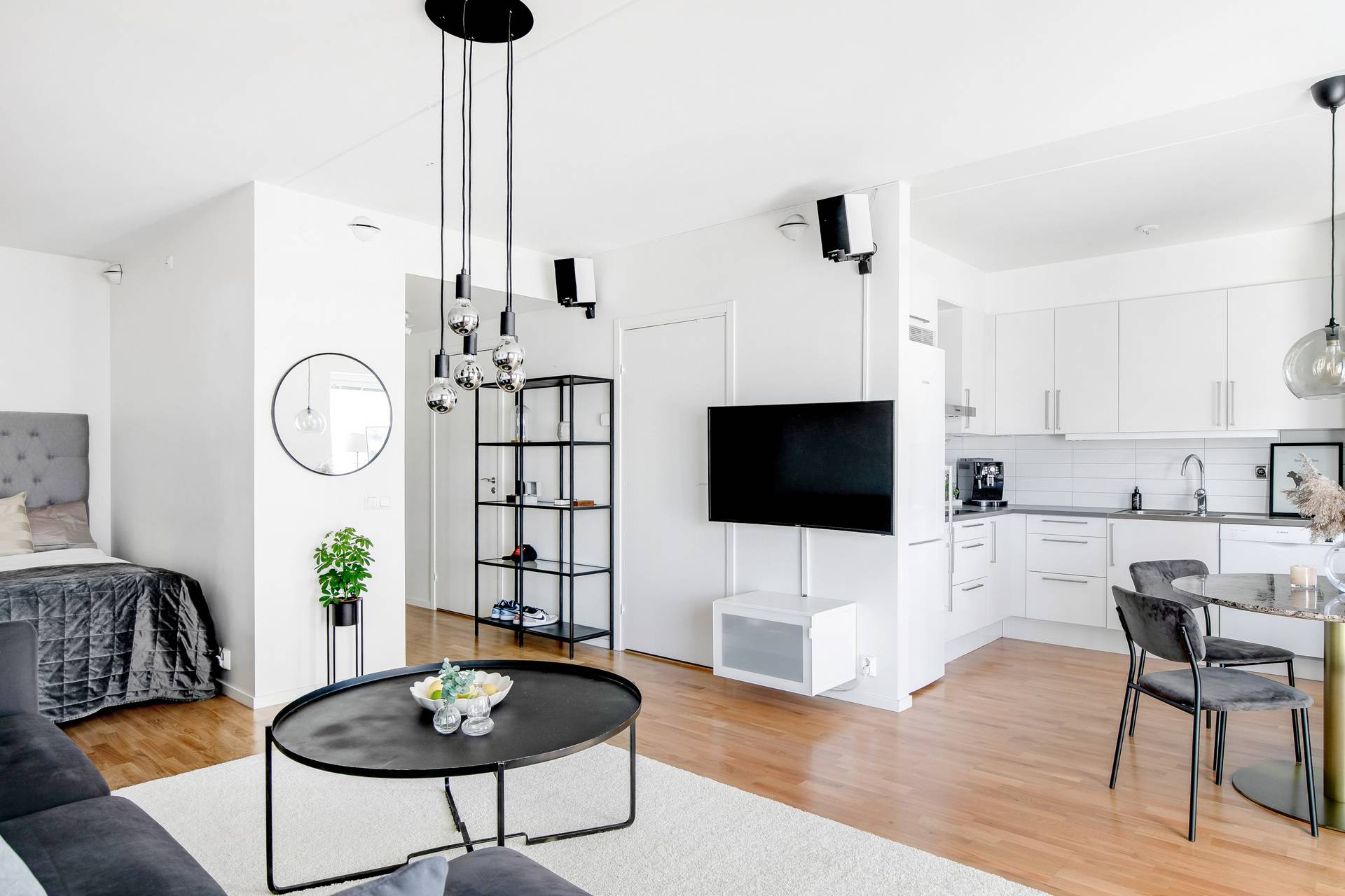 48 m² Lägenhet på Södra Strandvägen 22 Mjölby Mjölby kommun - bild 2