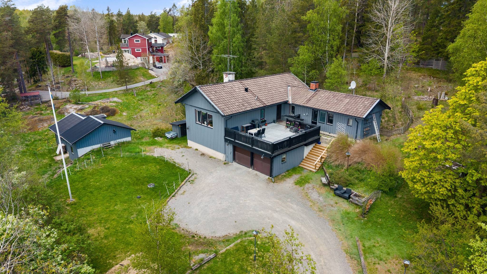 7 rum Villa på Bondvägen 89 Haninge kommun - bild 1