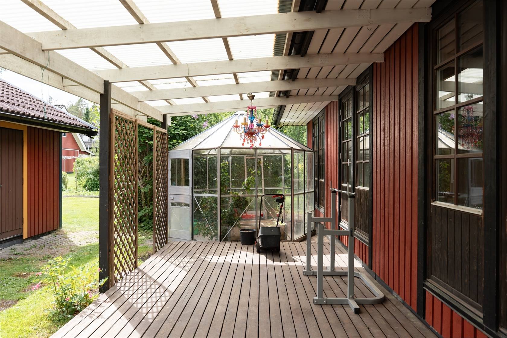 5 rum villa på KLARINETTVÄGEN 3 Surahammar, Surahammars kommun - bild 1