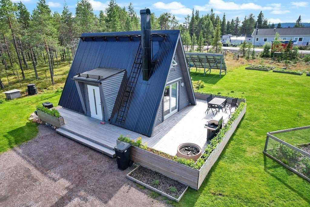 2 rum Vinterbonat fritidshus på Paksuniemivägen 441 Paksuniemi Kiruna kommun - bild 2