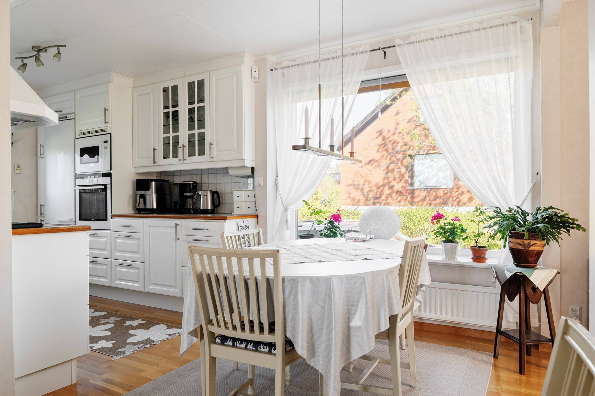 5 rum villa på Grönkullavägen 8 Olofstorp, Göteborgs kommun - bild 3