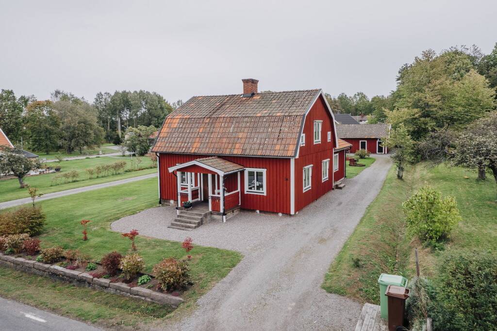 Svanhultsvägen 24, Undenäs, Karlsborgs kommun