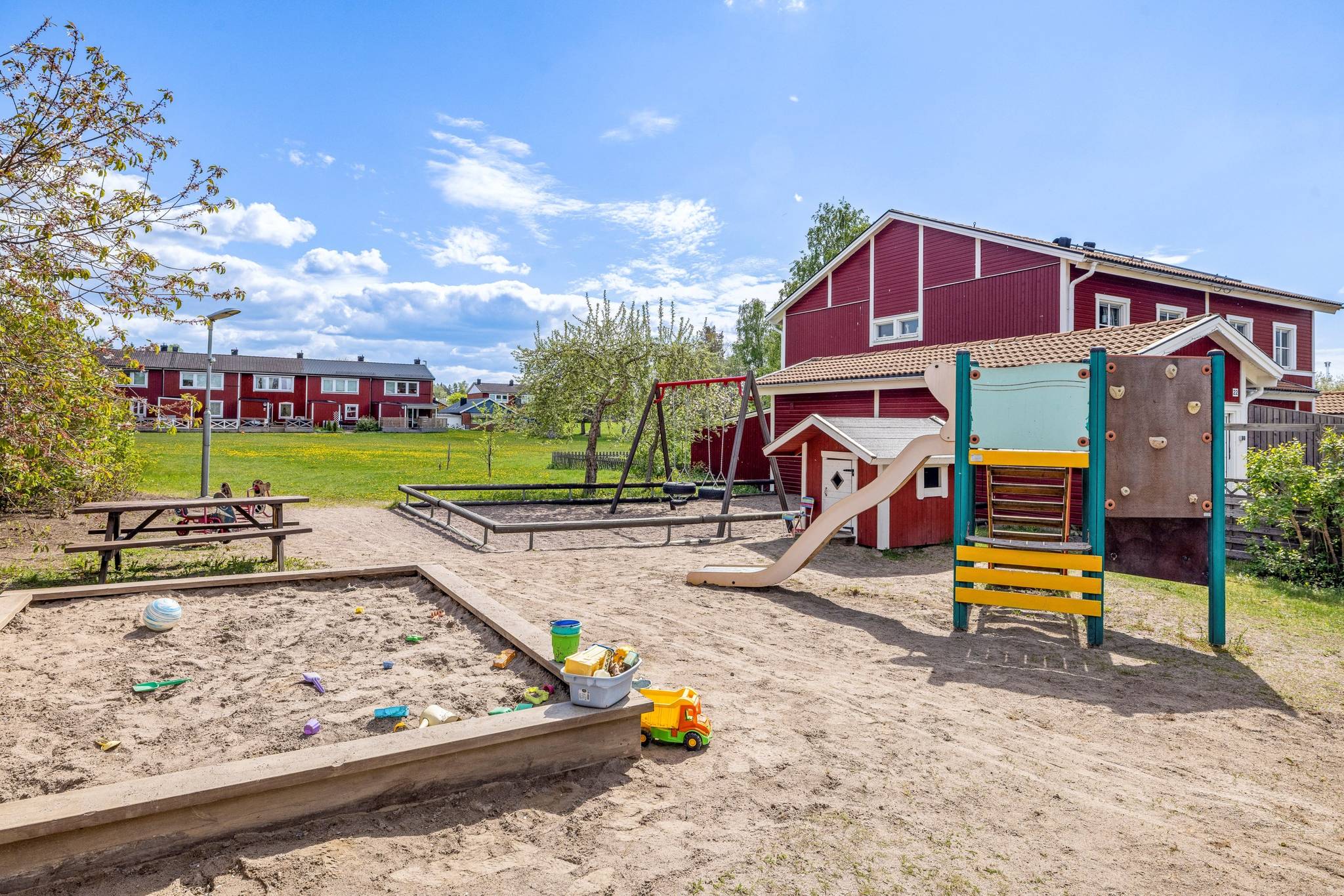 5 rum Parhus på Markegångsvägen 20 Storvreta Uppsala kommun - bild 45