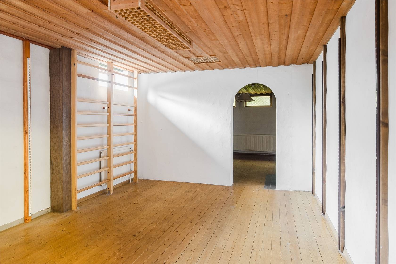 5 rum Villa på Kinneviksvägen 2 Lidköping Norr Lidköpings kommun - bild 40