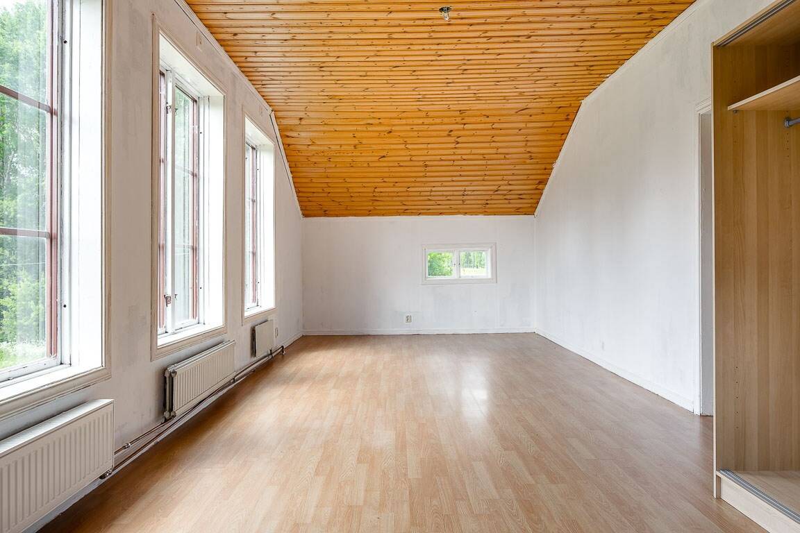 8 rum Villa på Hagavägen 27 Hamrångefjärden Gävle kommun - bild 23