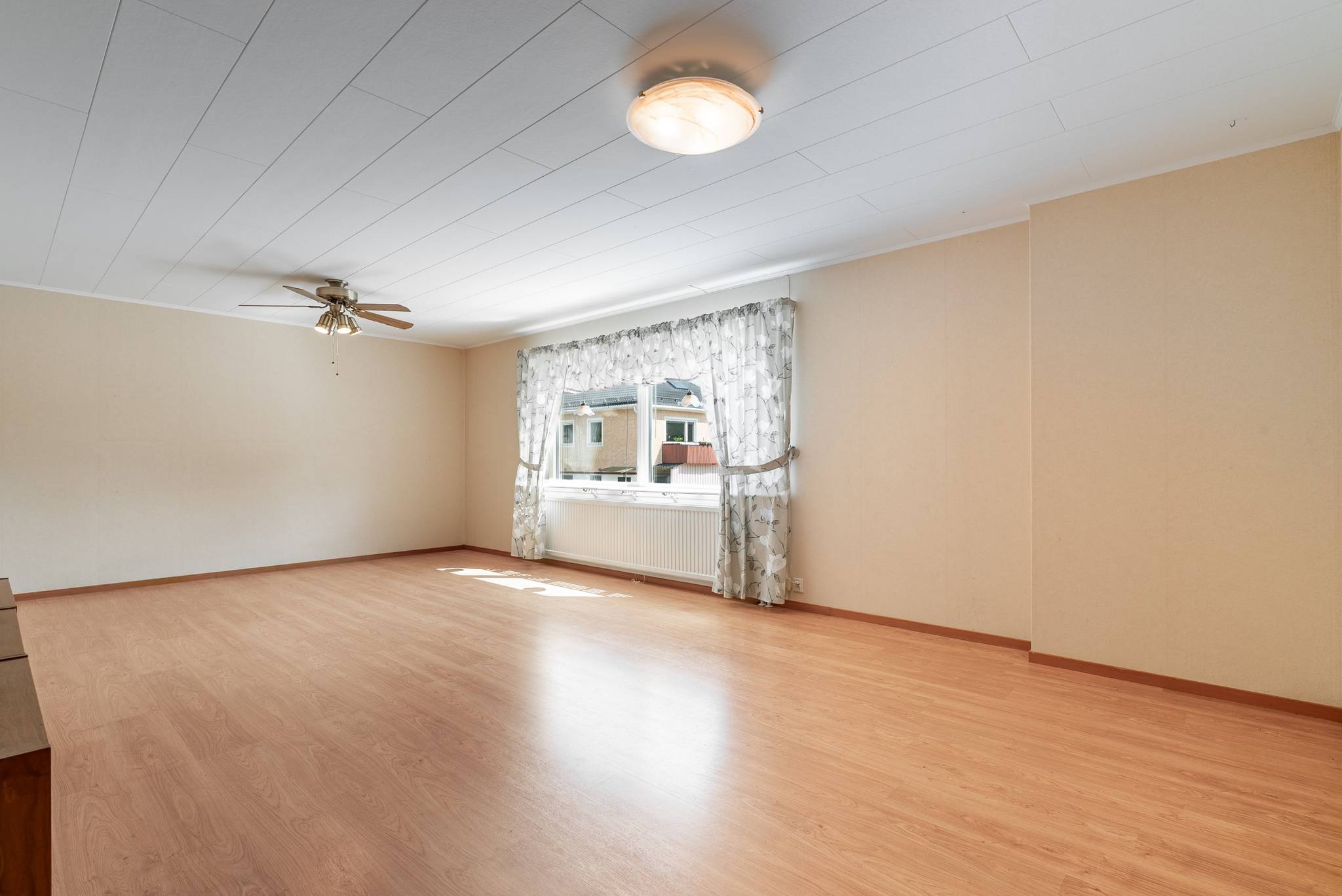 9 rum Villa på Nätragatan 8 Bjästa Örnsköldsviks kommun - bild 9