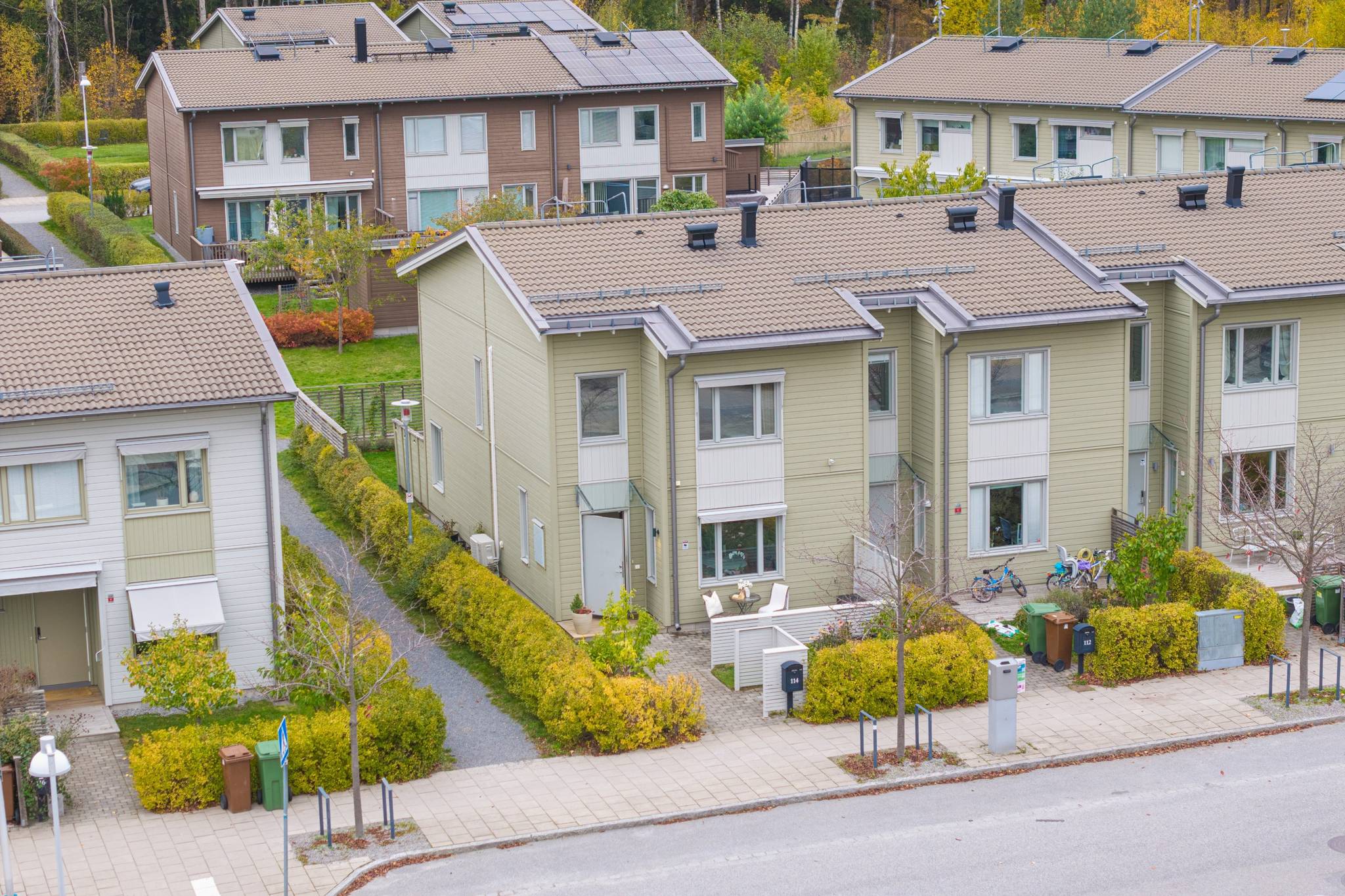 4 rum villa på Gunnarbovägen 114 Järvastaden, Solna kommun - bild 1