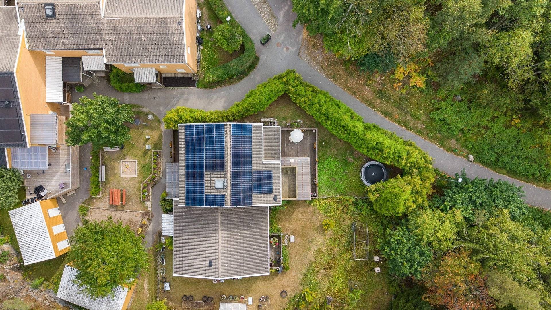 5 rum parhus på Rådjursvägen 117 Tumba, Botkyrka kommun - bild 4