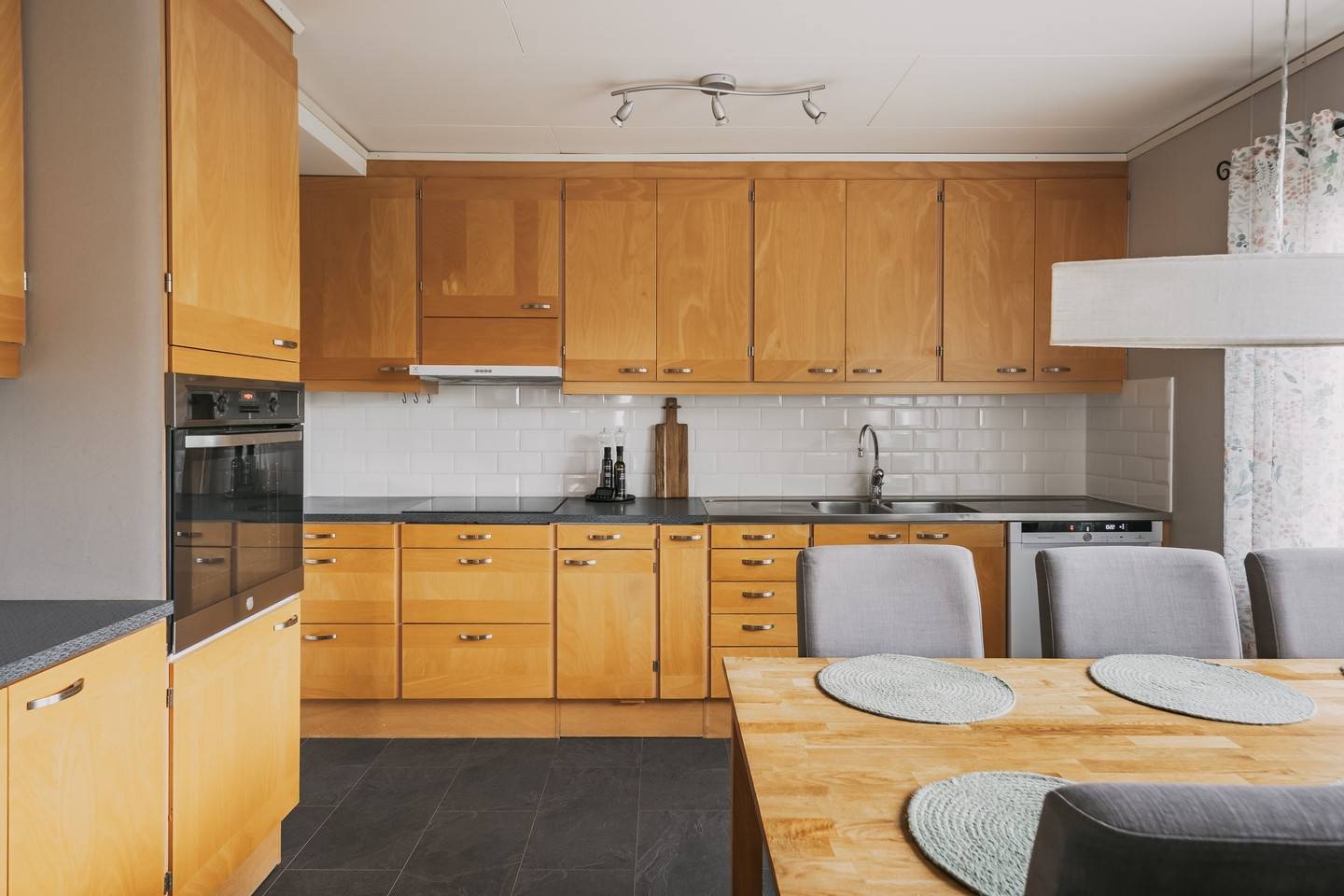 5 rum Parhus på Marieholmsvägen 6A Gärdet Mariestads kommun - bild 10