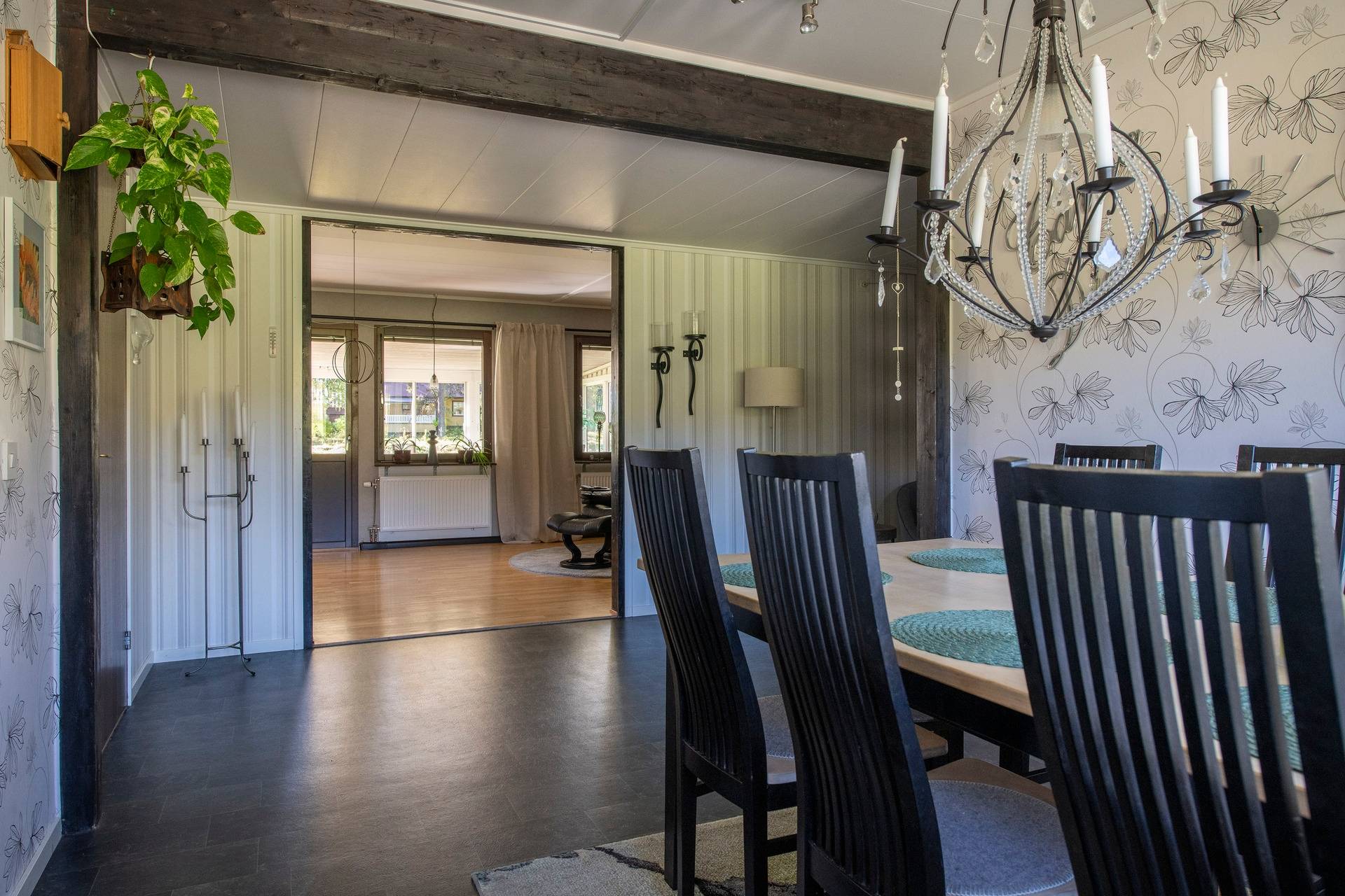 7 rum Villa på Byavägen 19 Vormsele Lycksele kommun - bild 9