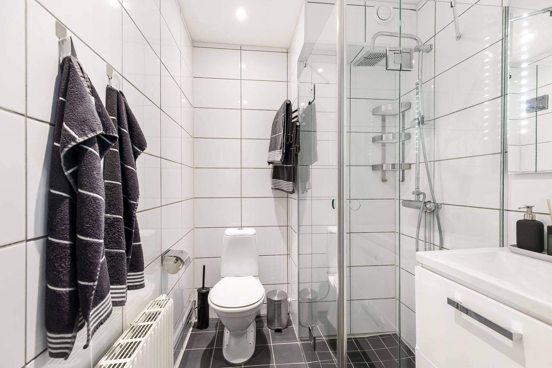 5 rum Radhus på Skördevägen 43 Åkers Styckebruk Strängnäs kommun - bild 21
