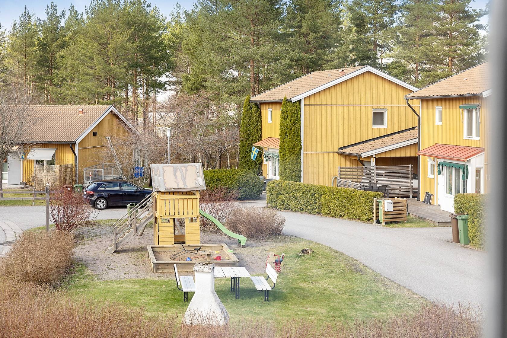 4 rum Villa på Kantarellvägen 121 Bällstaberg Vallentuna kommun - bild 7