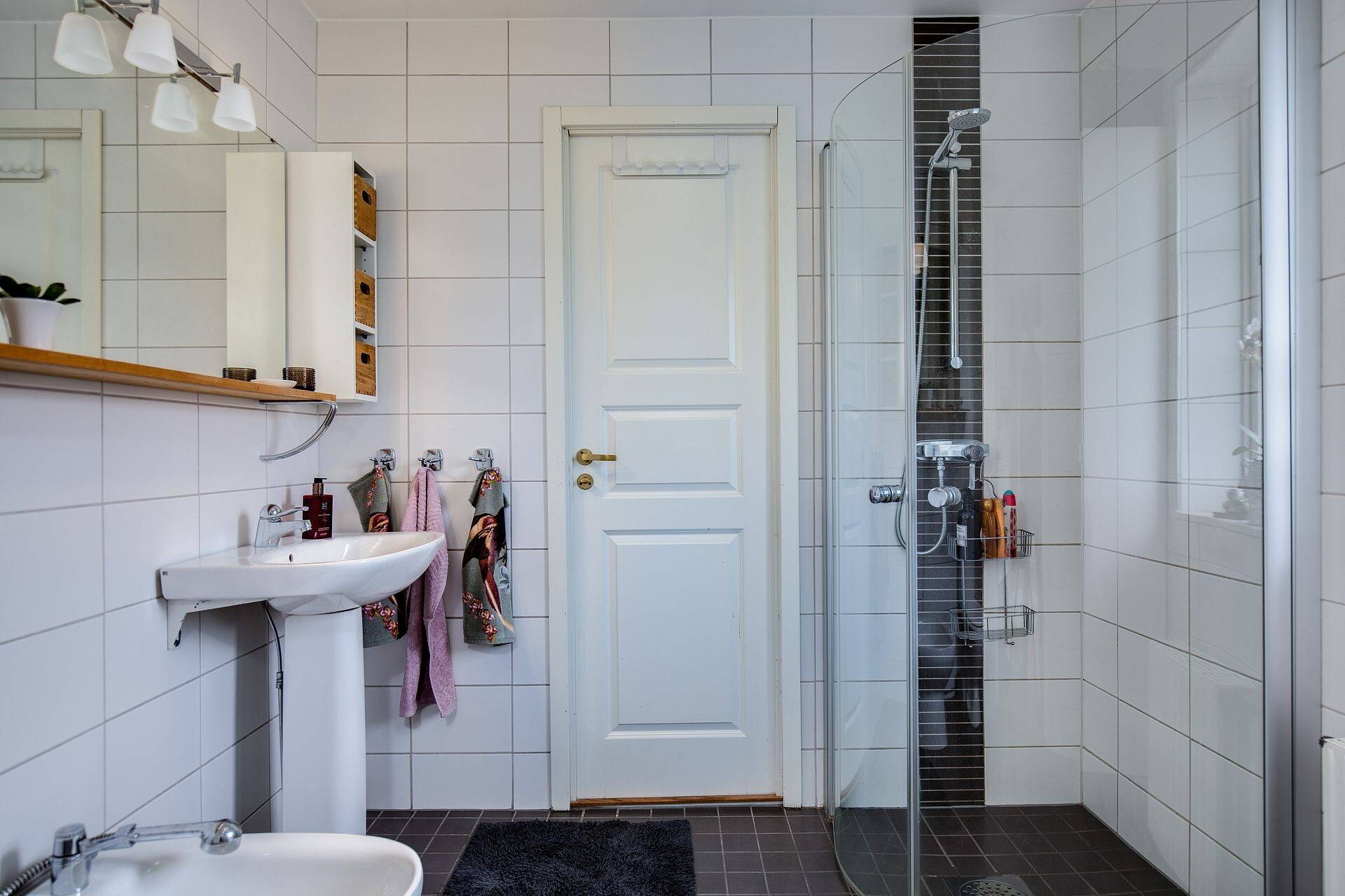 6 rum Villa på Hälleborgsvägen 29 Hälleborg Västerås kommun - bild 19