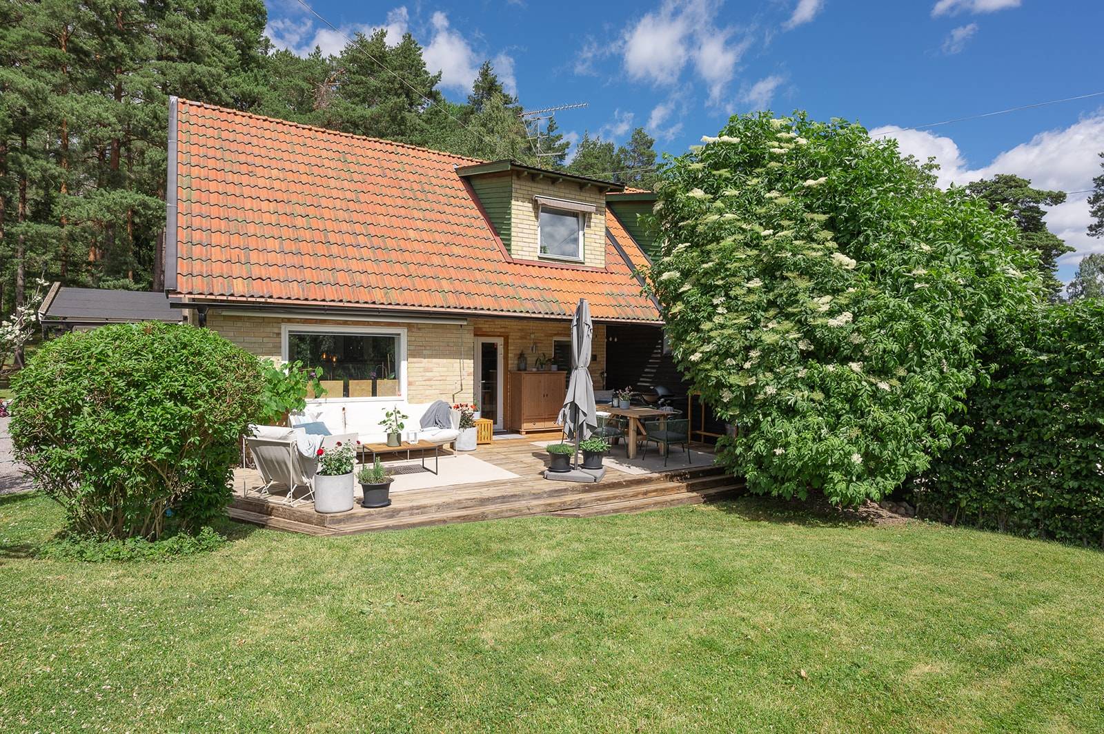 4 rum parhus på Rigavägen 8A Ella Gård, Täby kommun - bild 1