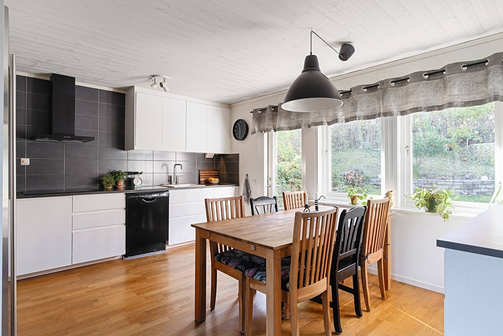 5 rum Villa på Hällbyvägen 33 Hällby Eskilstuna kommun - bild 10