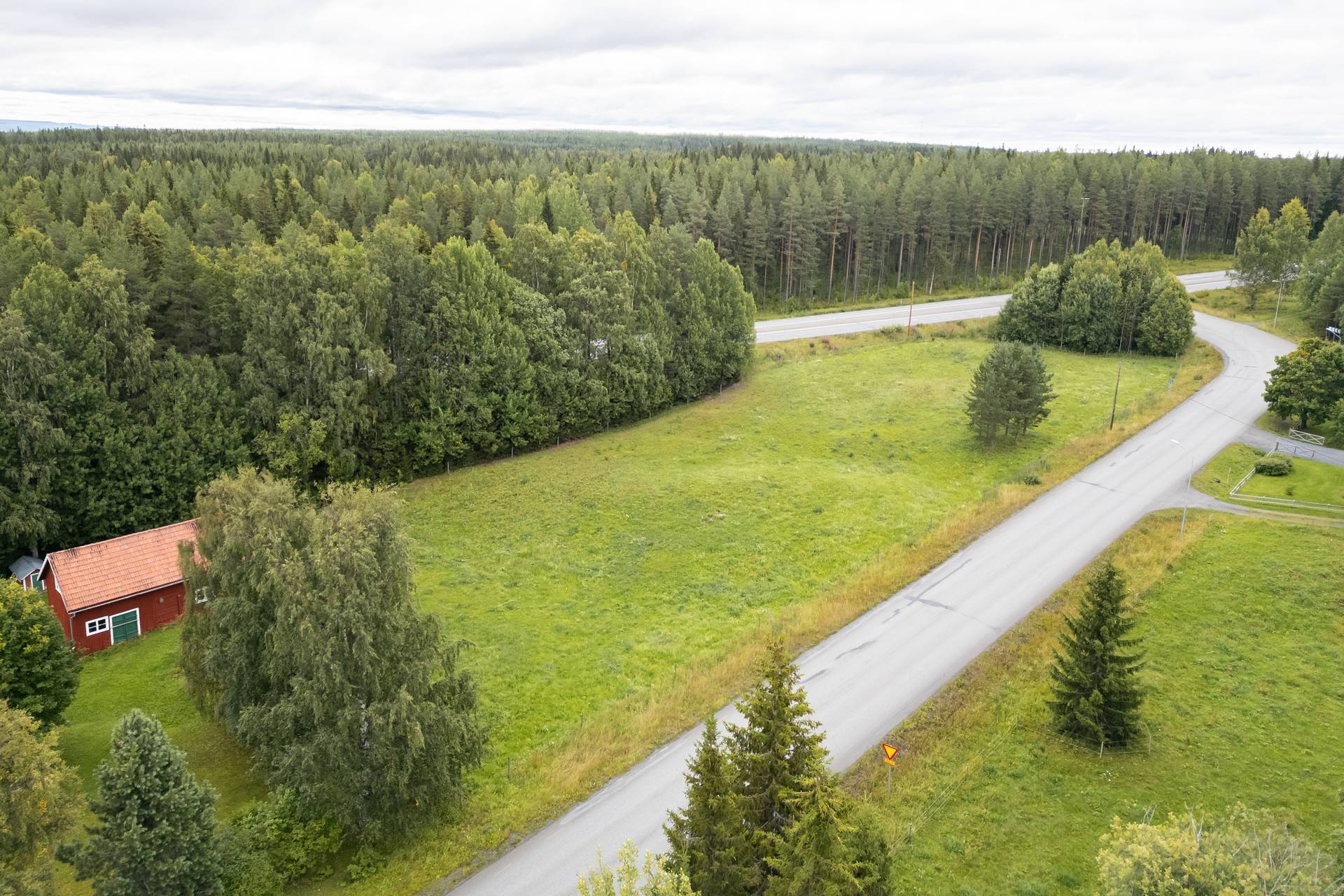 6 rum Villa på Hökbäck 360 Lit Östersunds kommun - bild 3