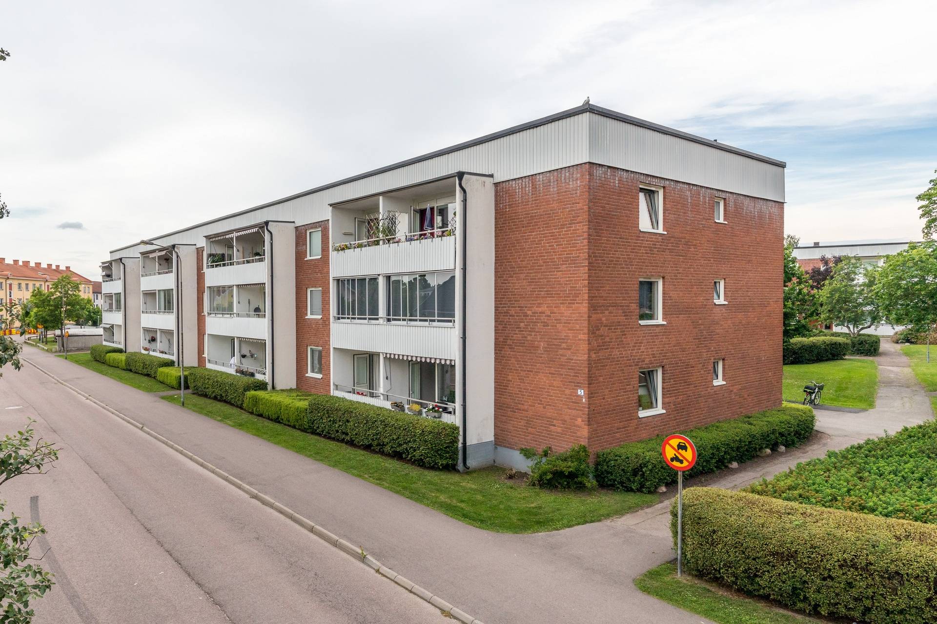 3 rum lägenhet på Karlskogavägen/Irisdal Irisdal, Kristinehamns kommun - bild 1