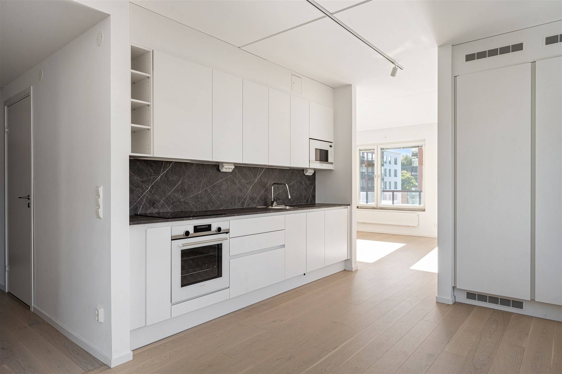4 rum lägenhet på Östra Rögårdsgatan 18 Centrala Norrtälje hamnen, Norrtälje kommun - bild 3