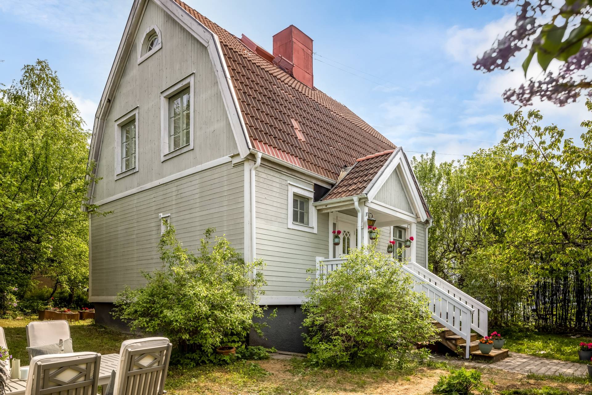 5 rum Villa på Herr Stens väg 49 Älvsjö centrum / Gamla Älvsjö Stockholms kommun - bild 2