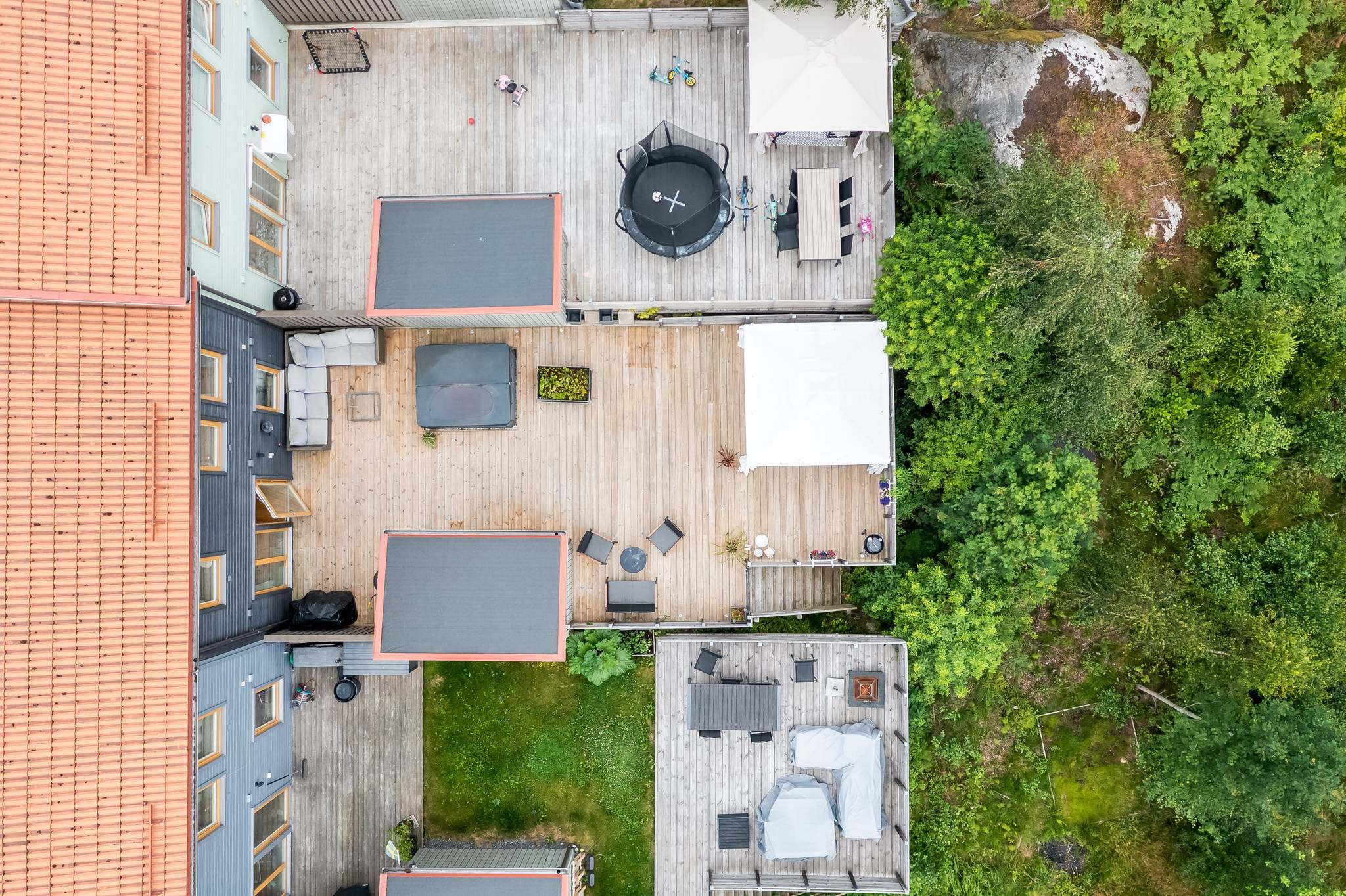 radhus på Barents väg 135 Vega, Haninge kommun - bild 3