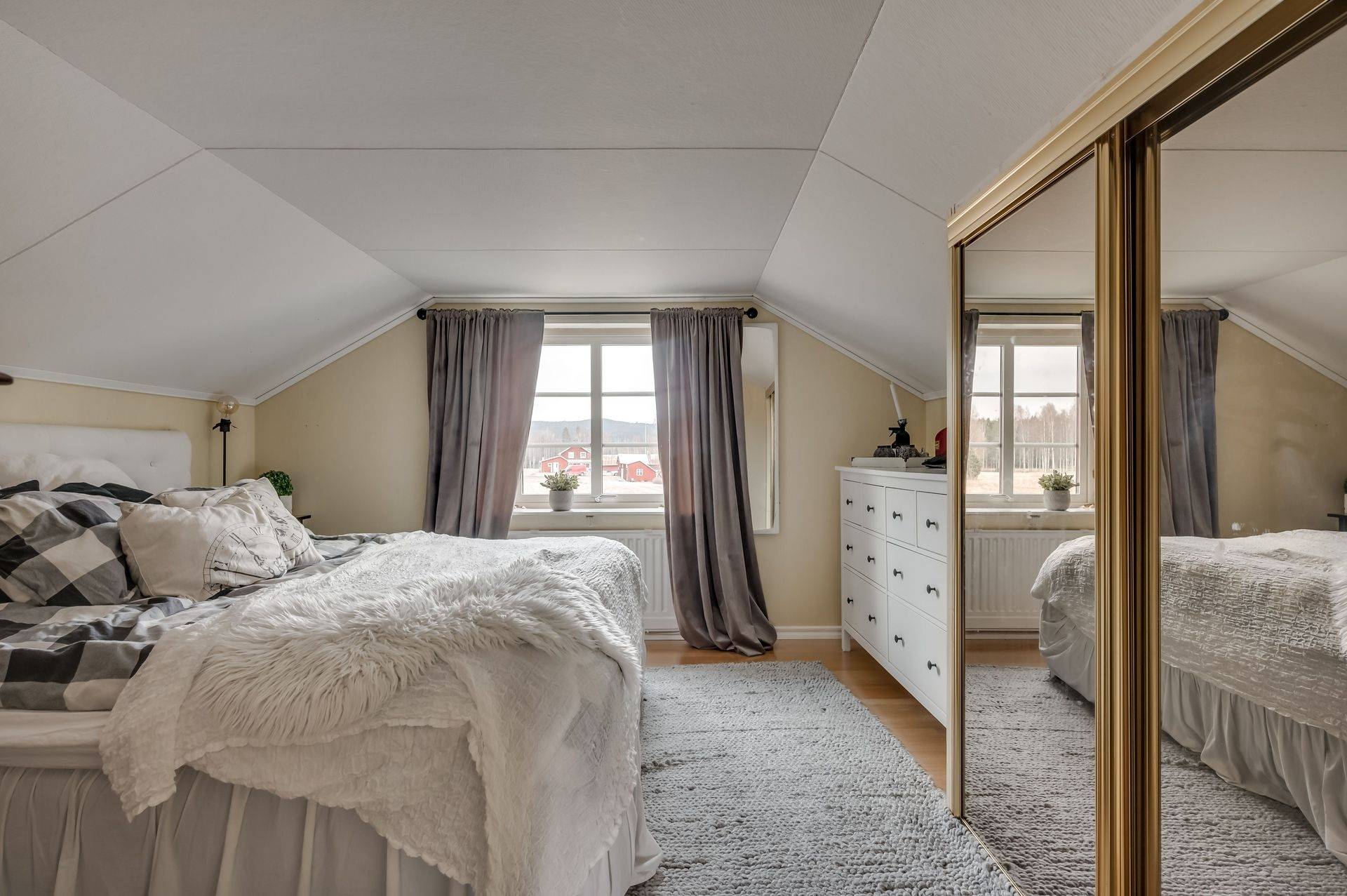 3 rum Gård med jordbruk på Hensgårdsängarna 31 Västra Ämtervik Sunne kommun - bild 27