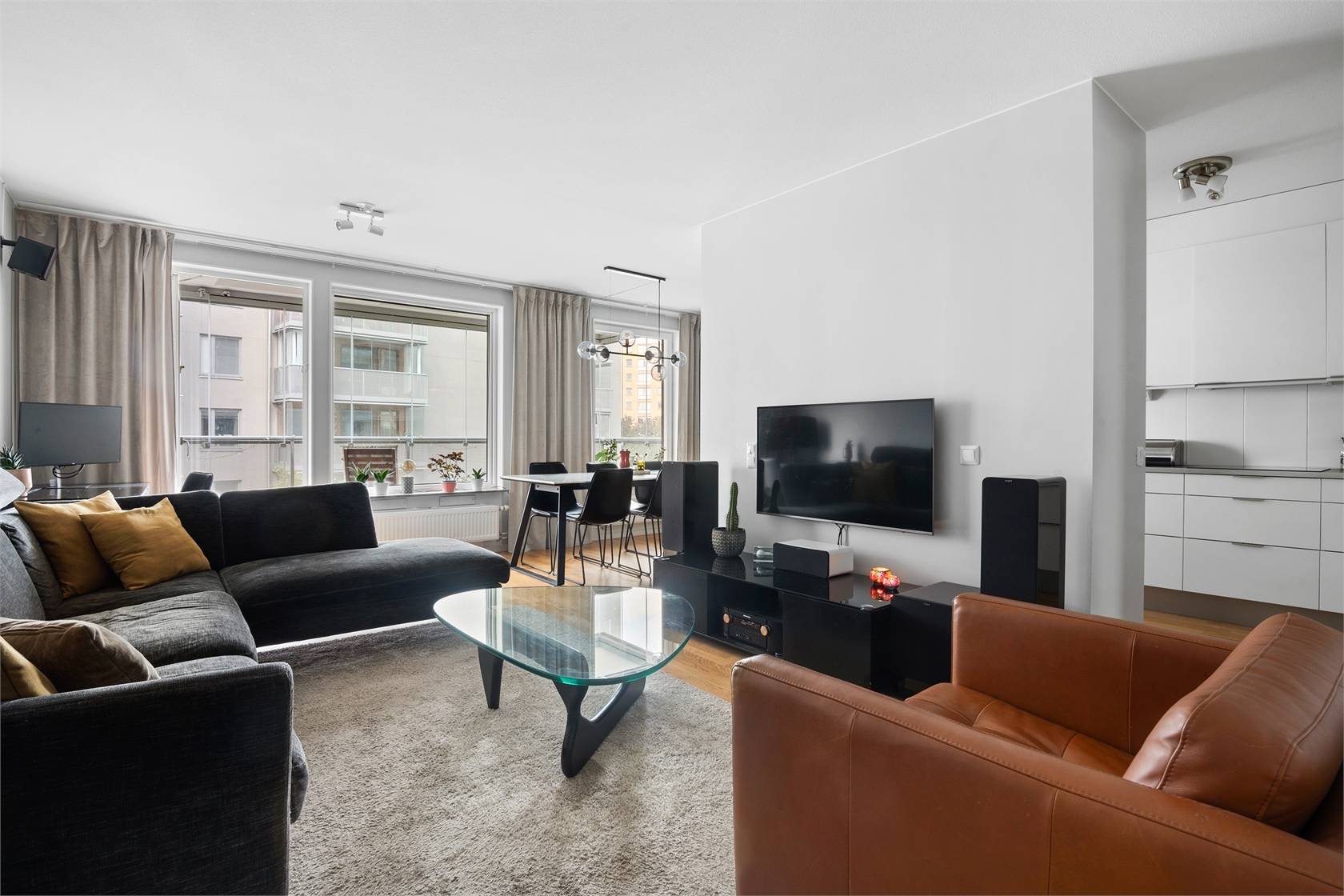 3 rum lägenhet på Hamngatan 5 Centrala Sundbyberg, Sundbybergs kommun - bild 2
