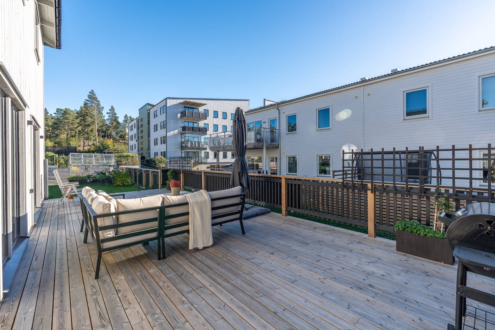 7 rum villa på Hälleborgsgatan 10A Knivsta, Knivsta kommun - bild 4