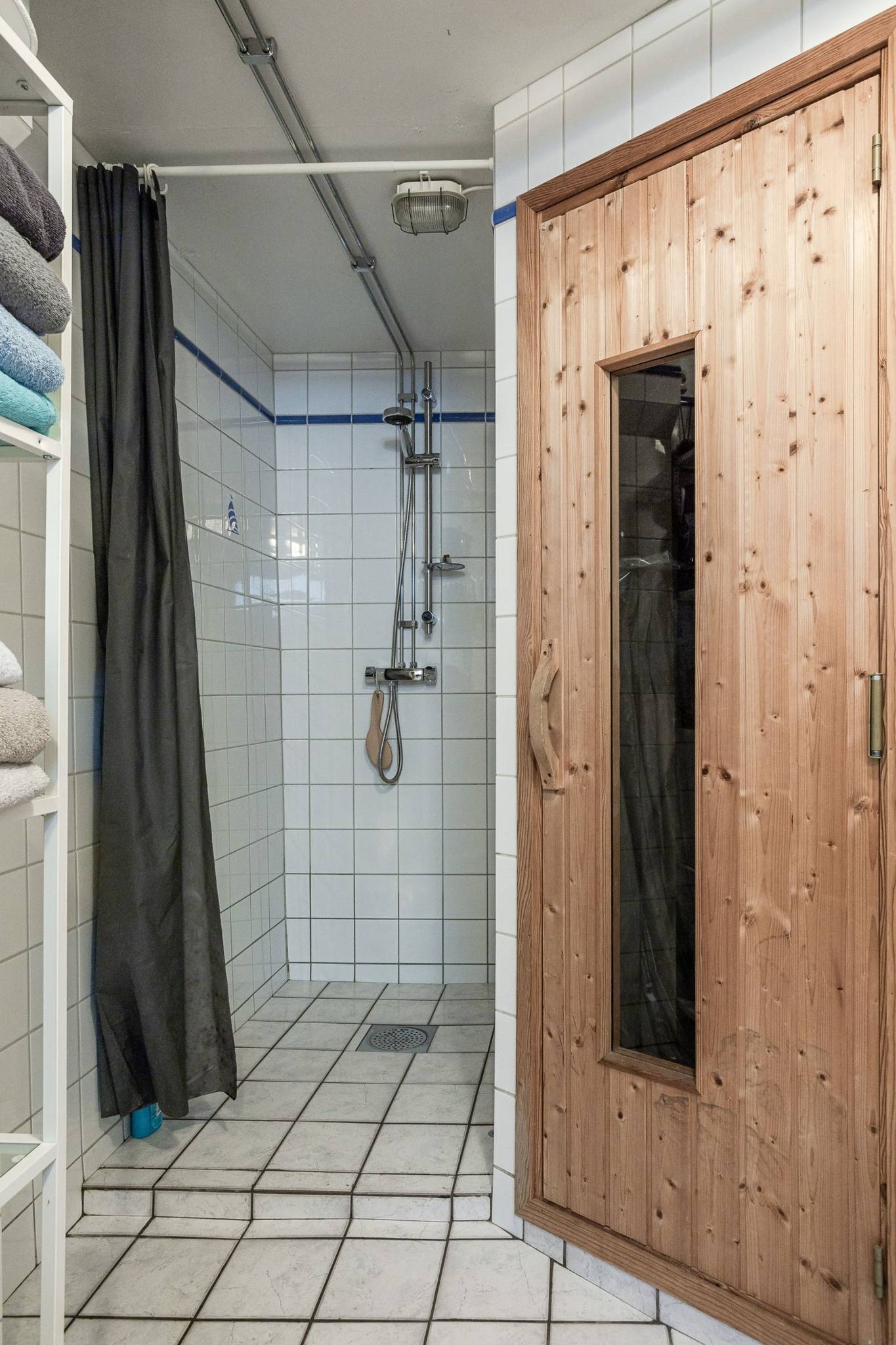 5 rum Radhus på SATURNUSVÄGEN 36 Österskär/Tuna Österåkers kommun - bild 29