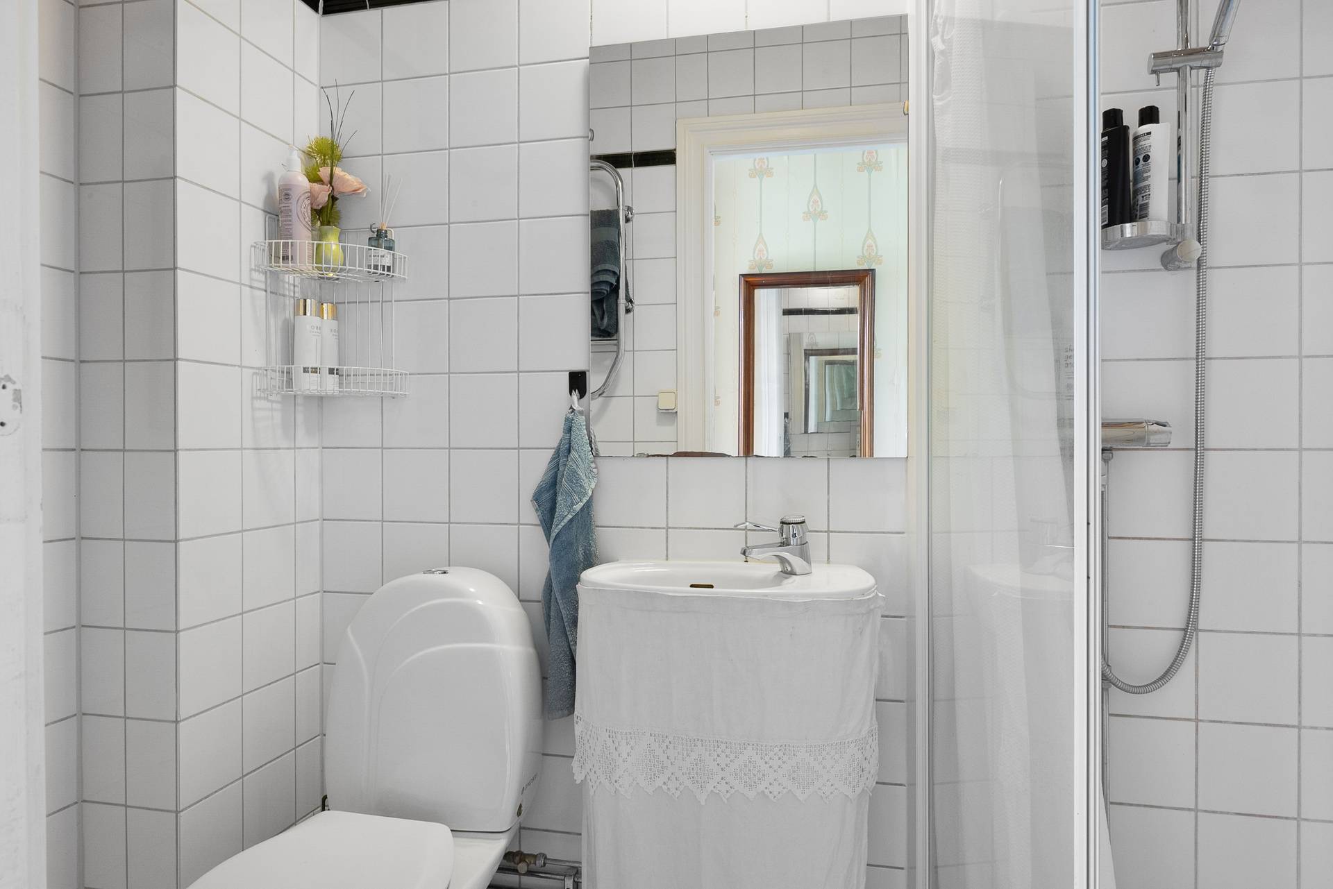 8 rum Villa på Järnvägsgatan 11 Malmköping Flens kommun - bild 33