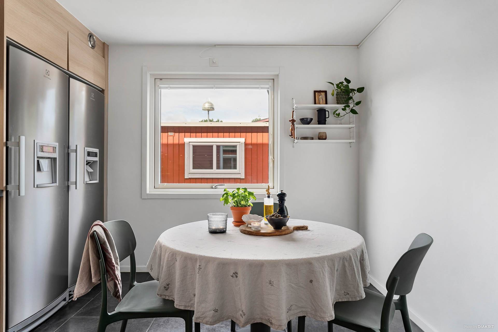 5 rum Radhus på Tunavägen 15 Upplands-Bro kommun - bild 8