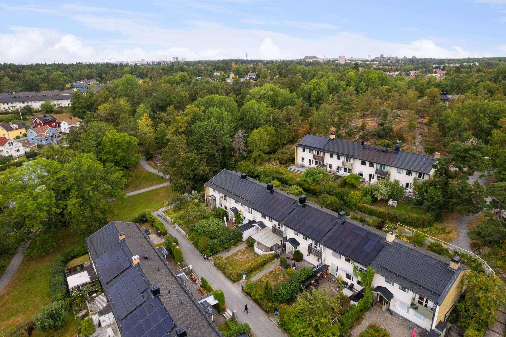 4 rum Radhus på Sekreterarbacken 31 Skarpnäck Stockholms kommun - bild 3