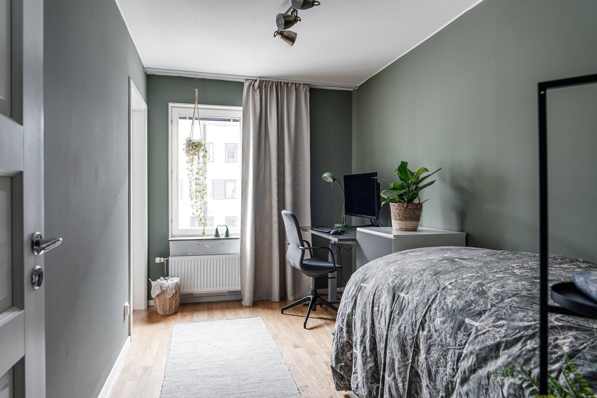 5 rum Lägenhet på Viragatan 7 Kungsängen Uppsala kommun - bild 12