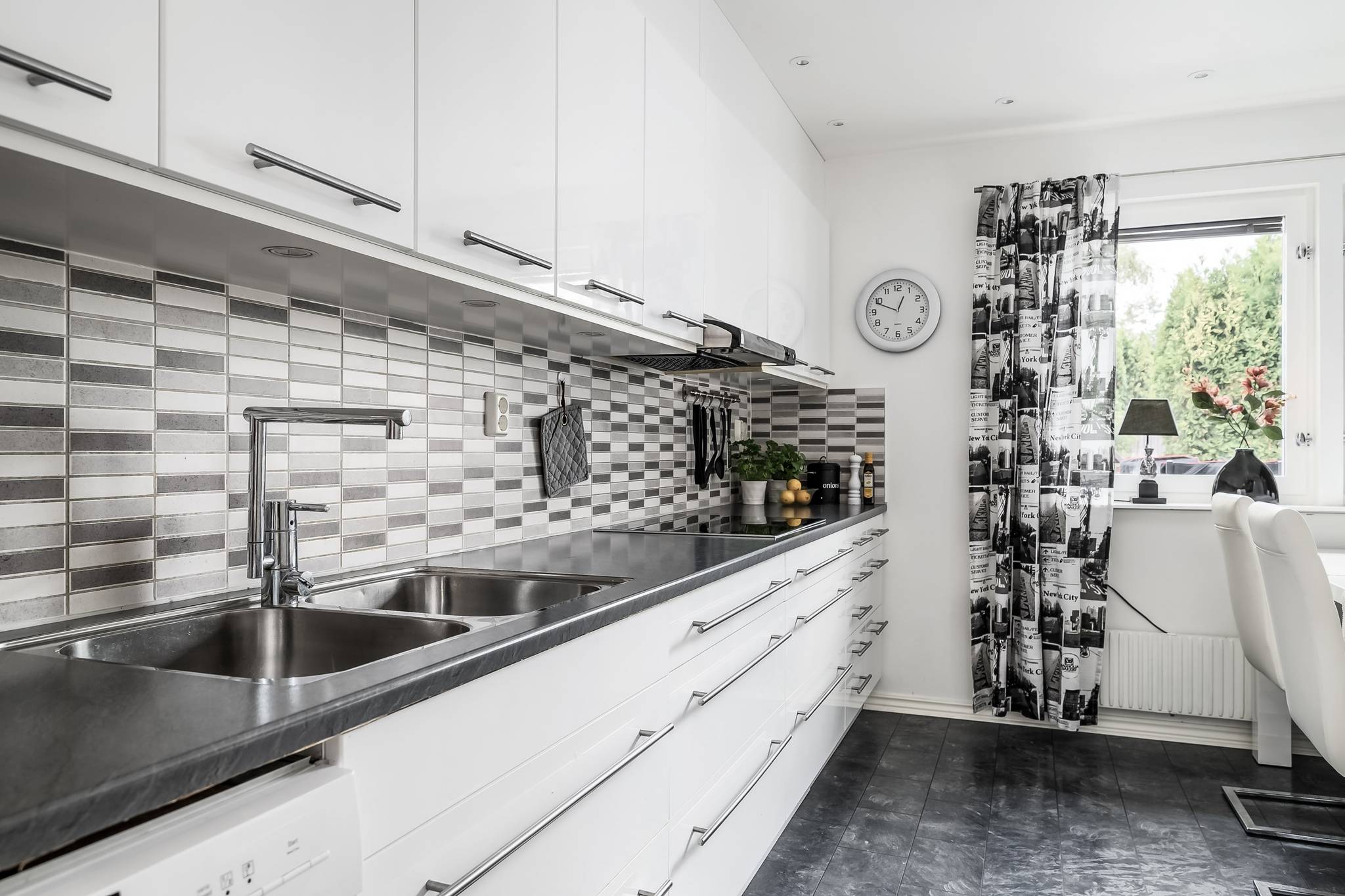 4 rum Radhus på Vallavägen 384 Slätmossen Haninge kommun - bild 6