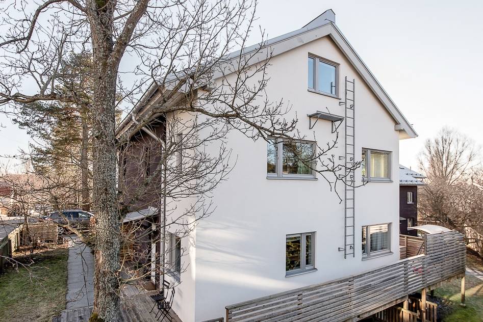 6 rum Par-/kedje-/radhus på Storsvängen 195 Mälarhöjden Stockholms kommun - bild 2