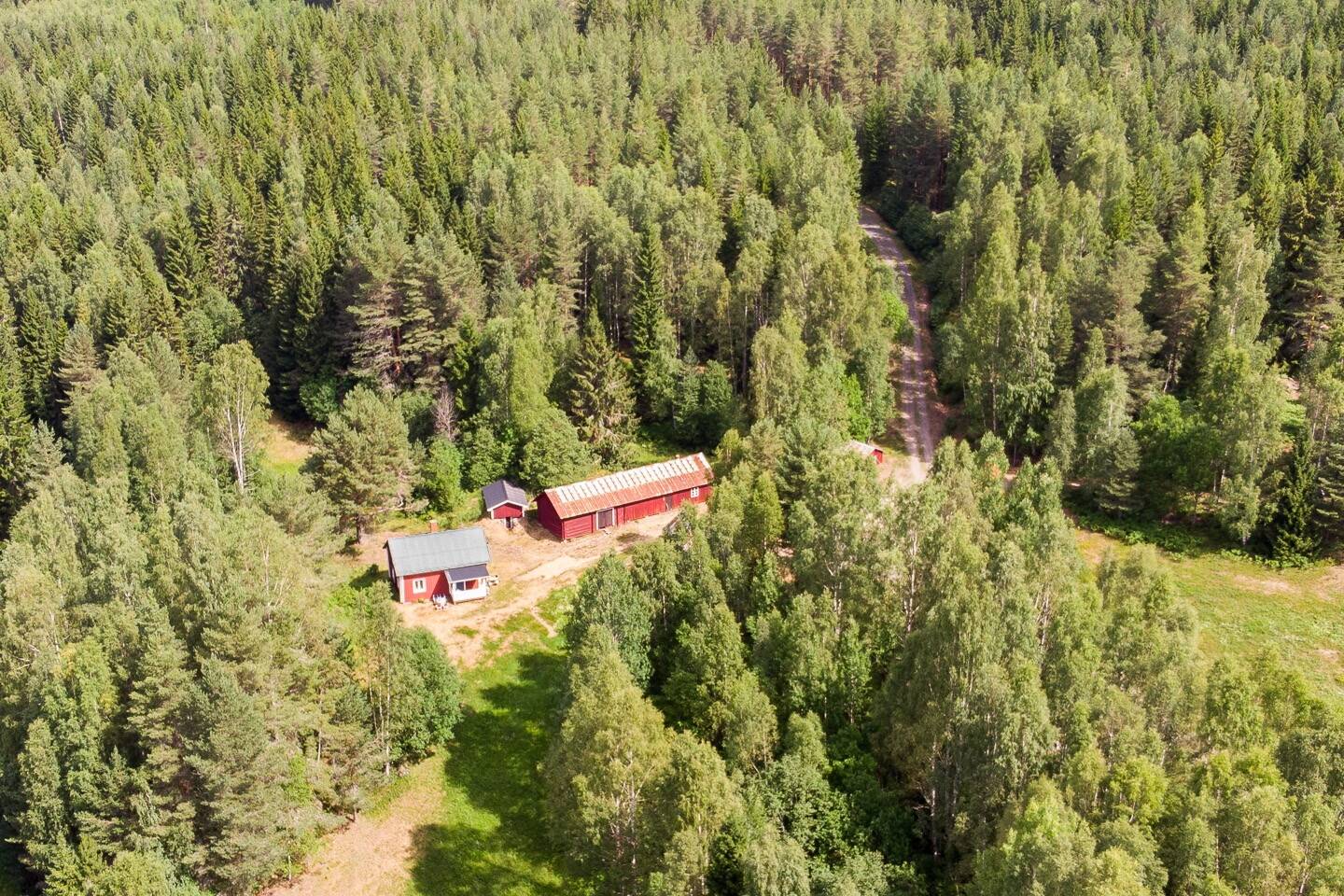 2 rum Fritidsboende på Sörmark 112 - "Halt-Olofstorp" Sörmark Torsby kommun - bild 14