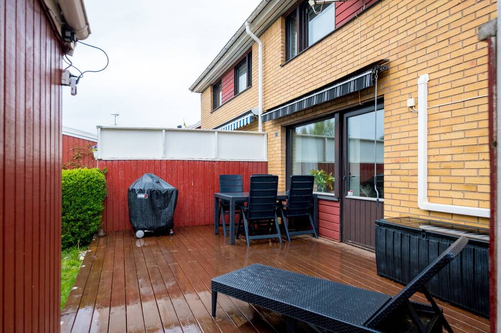 4 rum Par-/kedje-/radhus på Bysmedsvägen 34 Gråbo - Centralt Lerums kommun - bild 14